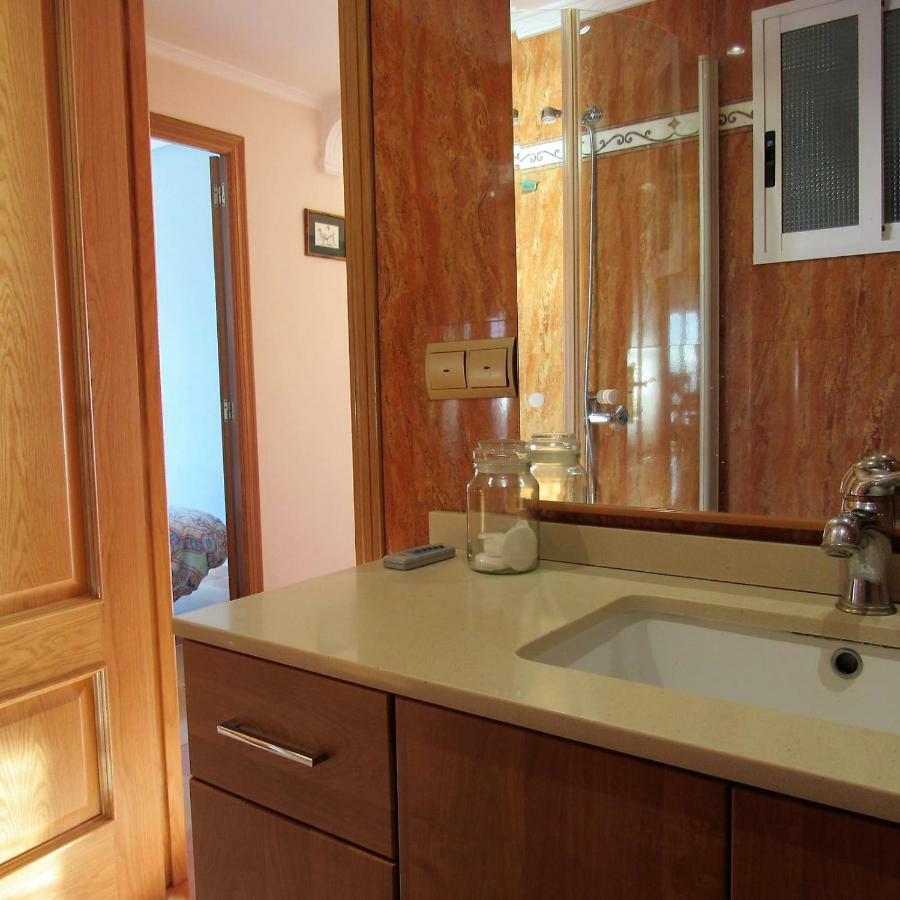 Edificio Montecarlo Playa San Juan Apartment Ел Кампело Екстериор снимка